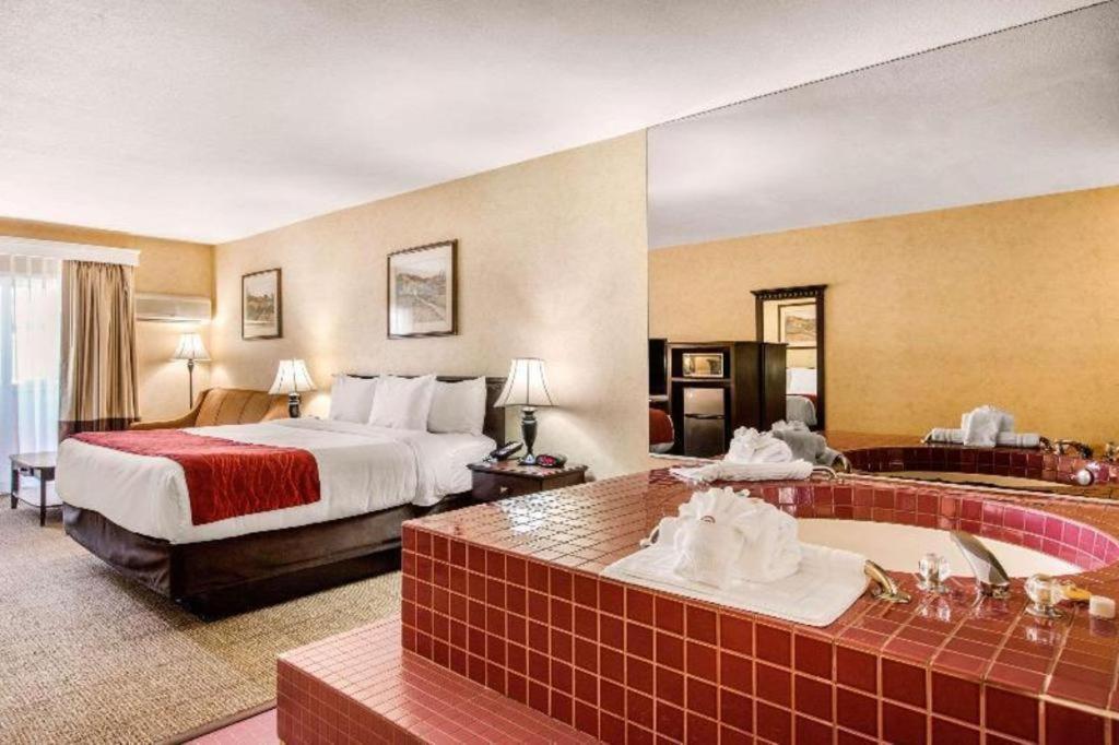 Comfort Inn Escondido San Diego North County Екстериор снимка