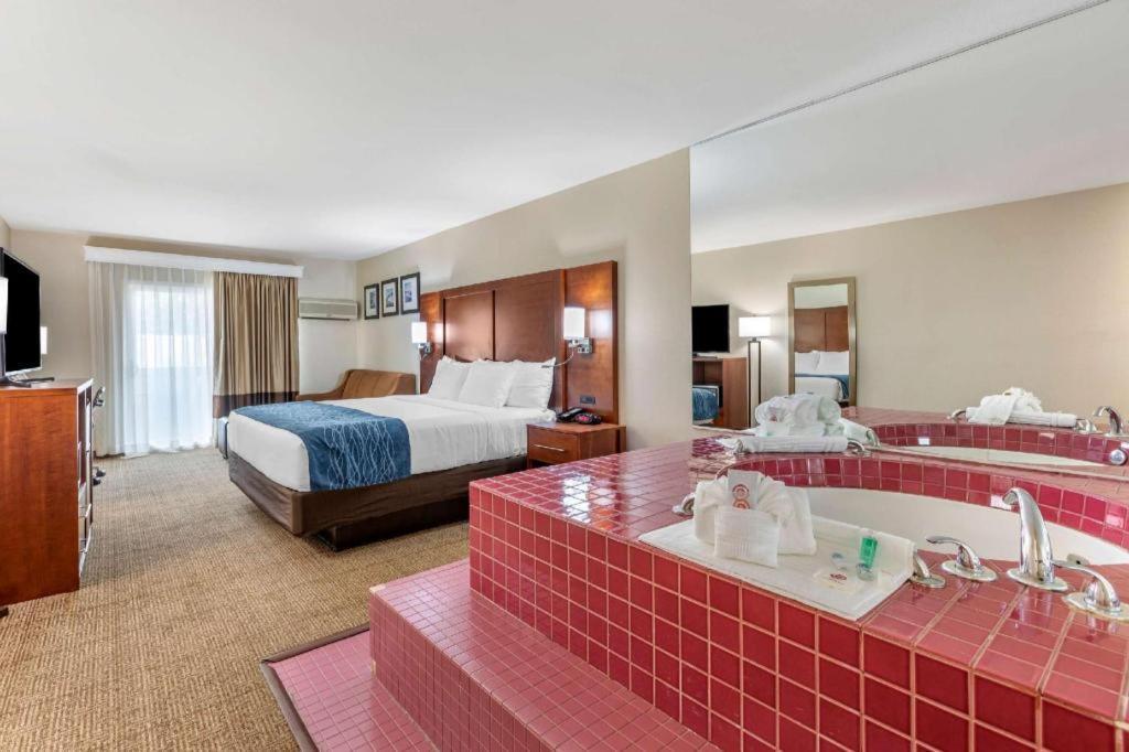 Comfort Inn Escondido San Diego North County Екстериор снимка